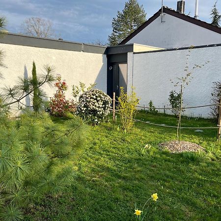 Appartamento Les Pins De Talant , Au Calme En Rez De Jardin Esterno foto